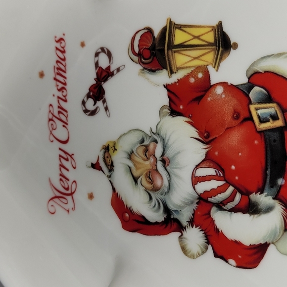 Retro Santa and Bears Christmas Tree Plate - Picture 4 of 12